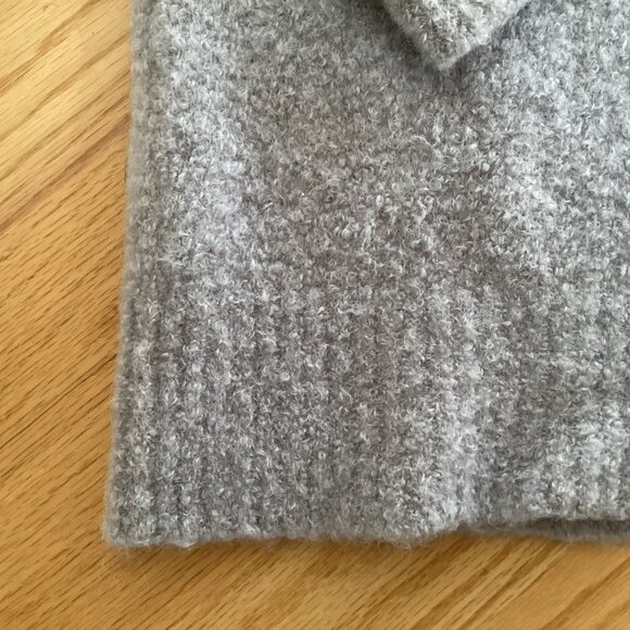 Jenni Kayne Gray Crew Neck Sweater - Picture 3 of 4